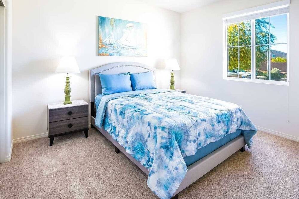 Photo of Bedroom in Moreno Valley