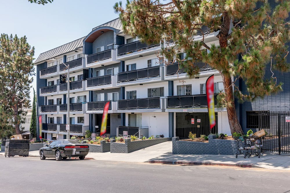 Photo of Outdoor in Hollywood
