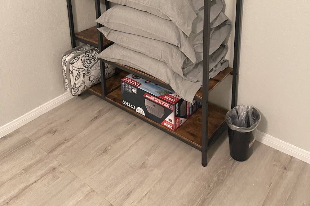Photo of Bedroom in South Montebello