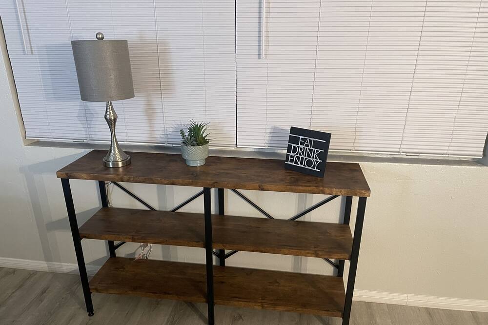 Photo of Bedroom in South Montebello
