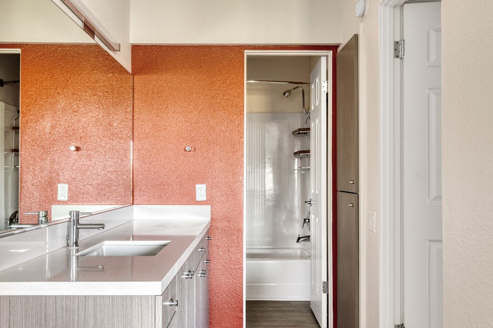 Photo of Bathroom in Los Angeles