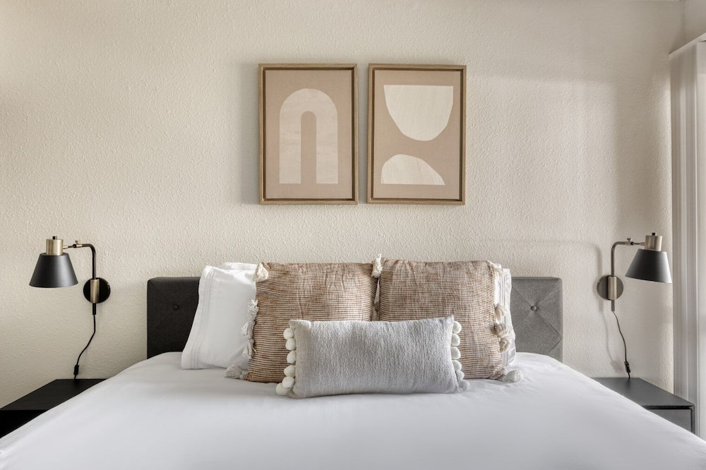Photo of Bedroom in Los Angeles