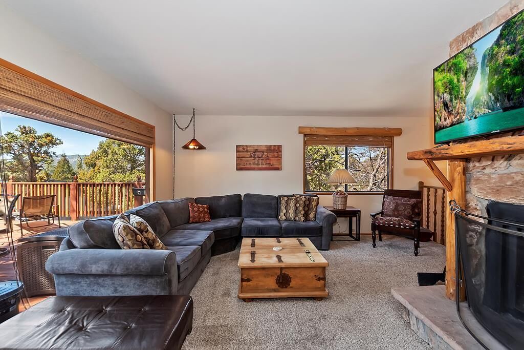 Photo of Livingroom in Upper Moonridge