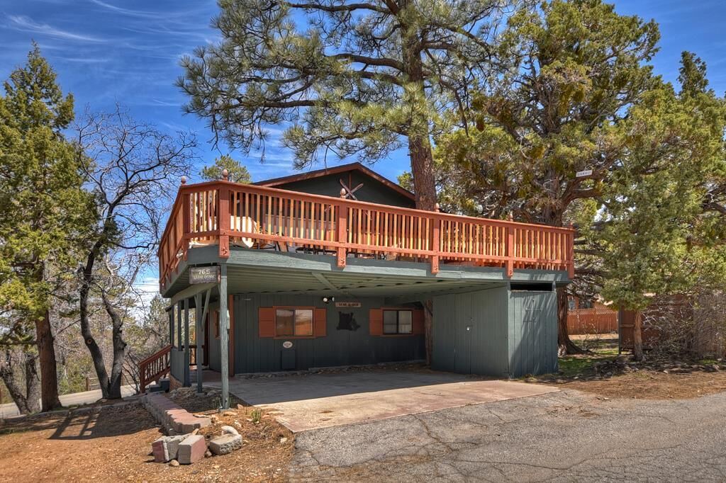 Photo of Outdoor in Upper Moonridge