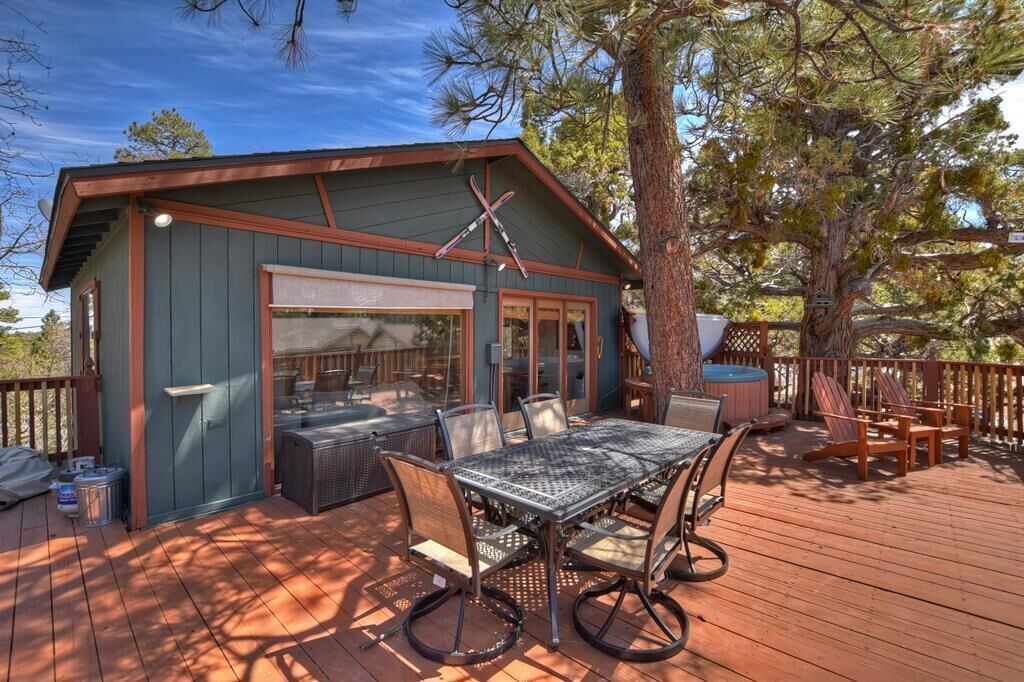 Photo of Outdoor in Upper Moonridge