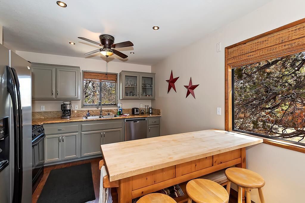 Photo of Kitchen in Upper Moonridge