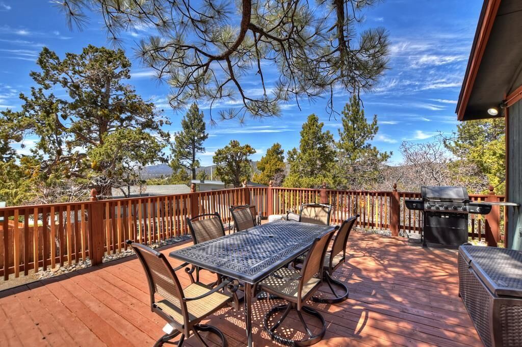 Photo of Outdoor in Upper Moonridge