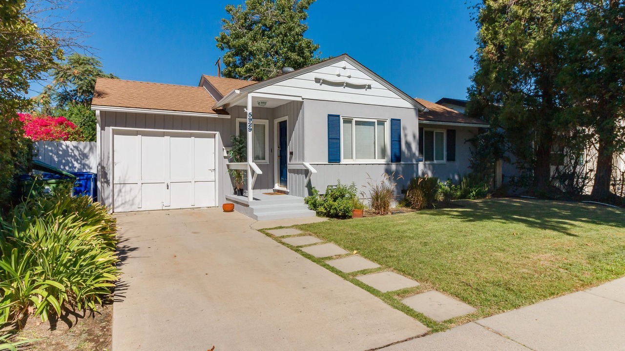 Photo of Outdoor in Encino
