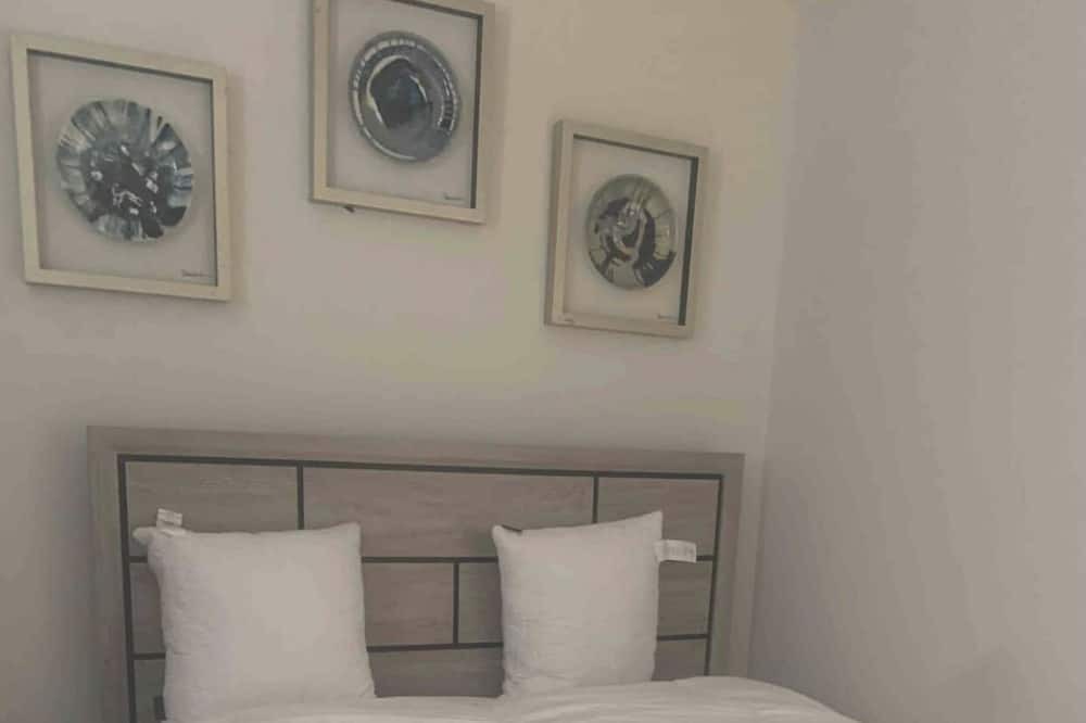 Photo of Bedroom in Colton