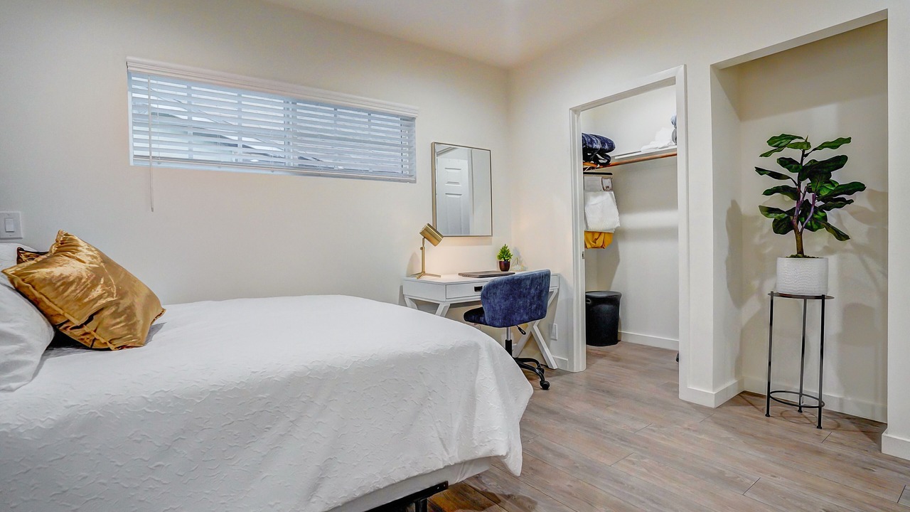Photo of Bedroom in West Hills
