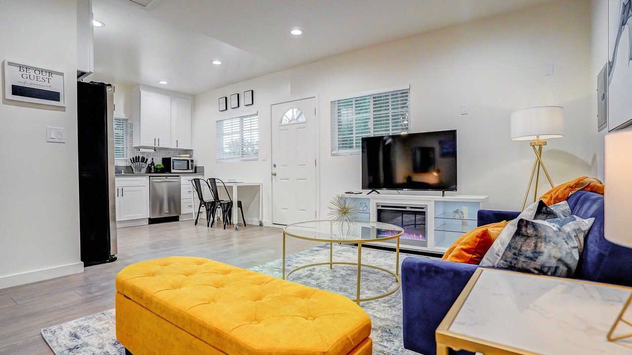 Photo of Livingroom in West Hills