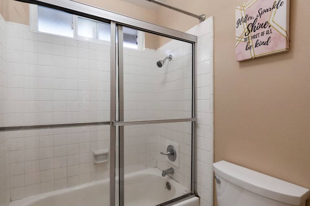 Photo of Bathroom in Fountain Valley