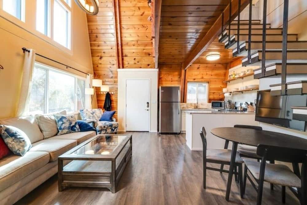 Photo of Bedroom in Big Bear City