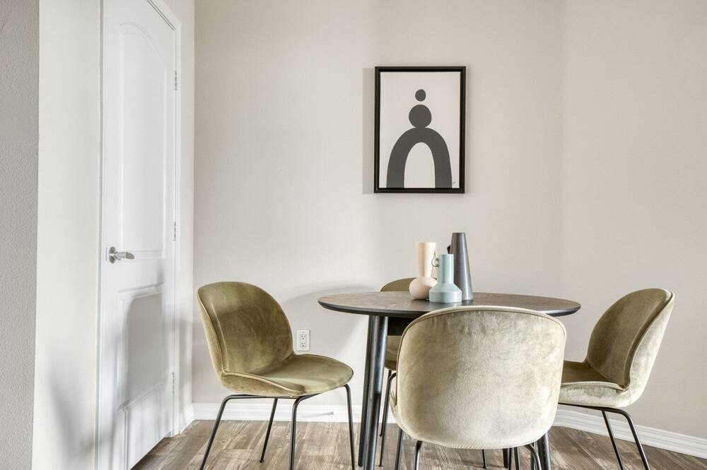 Photo of Kitchen in NoHo Arts District
