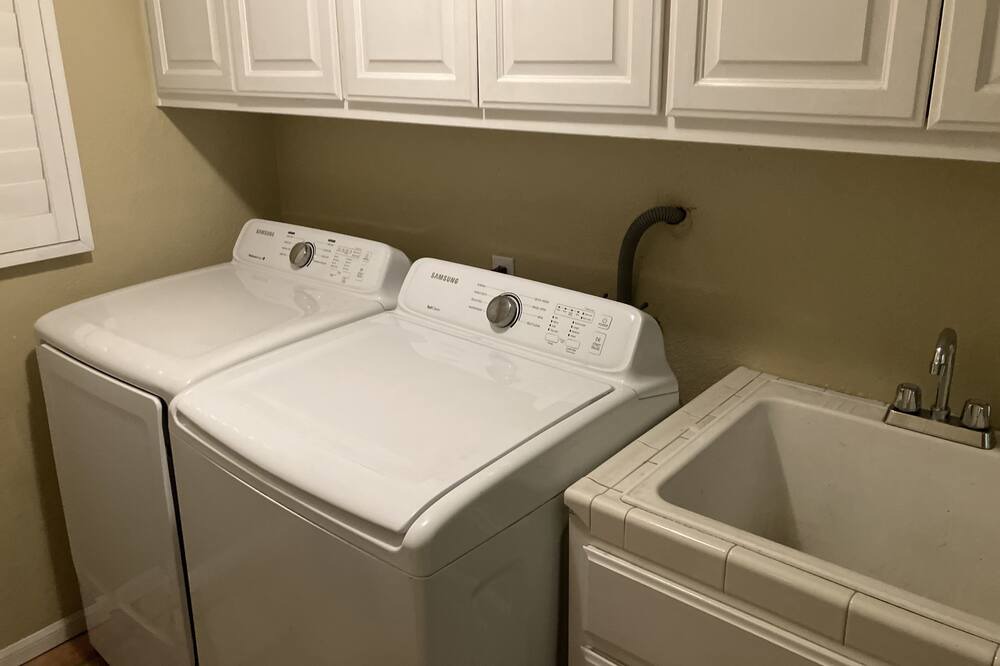 Photo of Bedroom in Belmont Shore