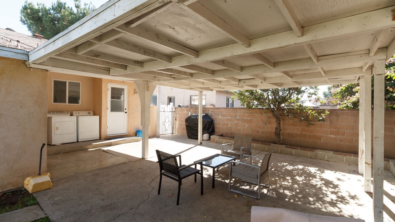 Photo of Patio Balcony in Reseda