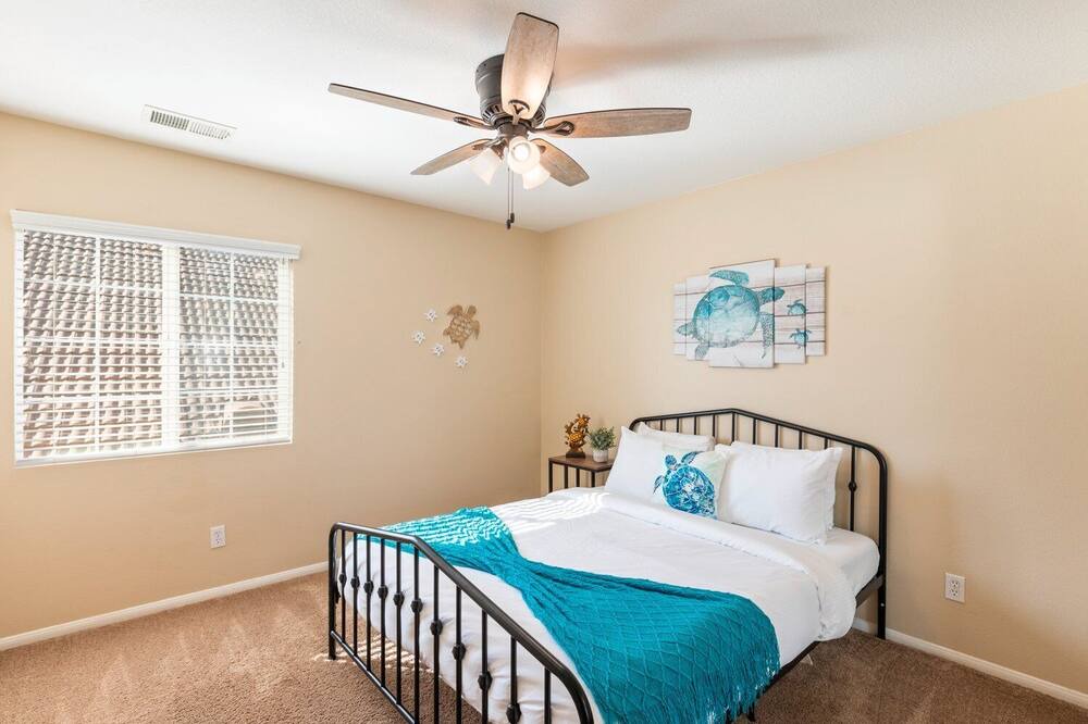 Photo of Bedroom in Menifee