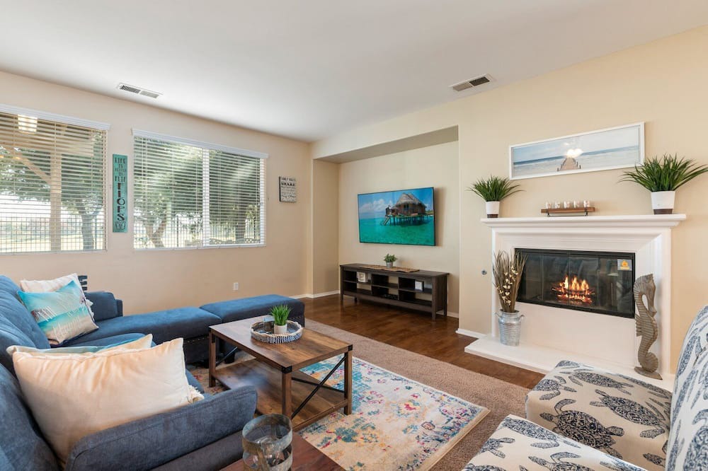 Photo of Livingroom in Menifee