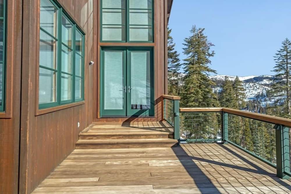 Photo of Patio Balcony in Bear Valley