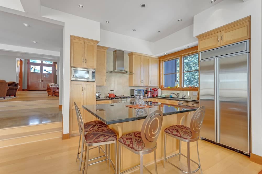 Photo of Kitchen in Bear Valley