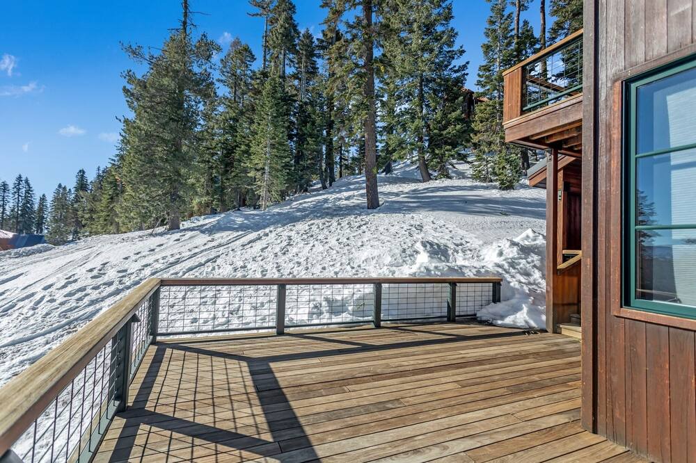 Photo of Patio Balcony in Bear Valley