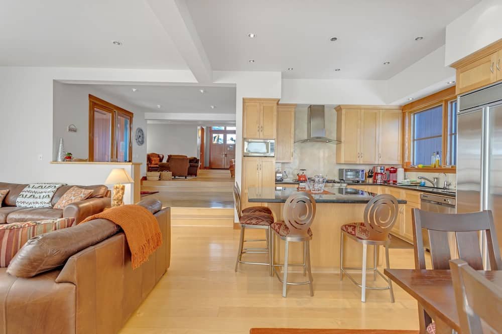Photo of Livingroom in Bear Valley