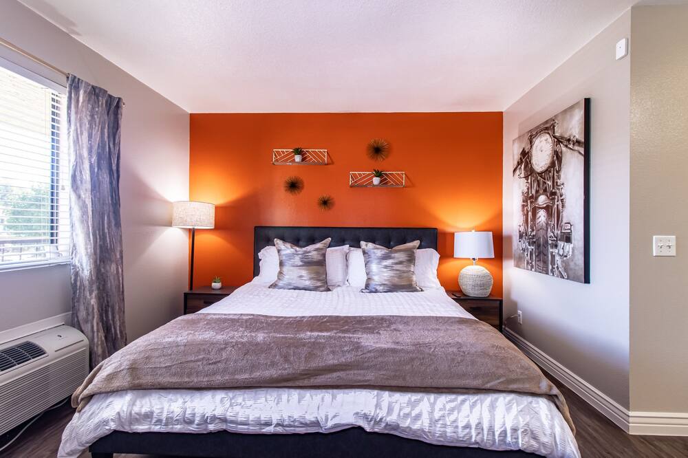 Photo of Bedroom in Colton