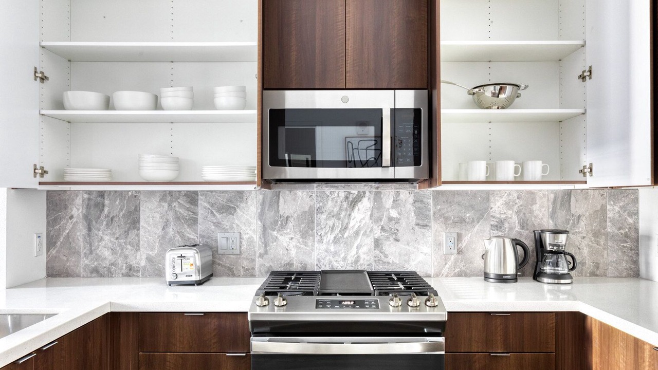 Photo of Kitchen in Warner Center