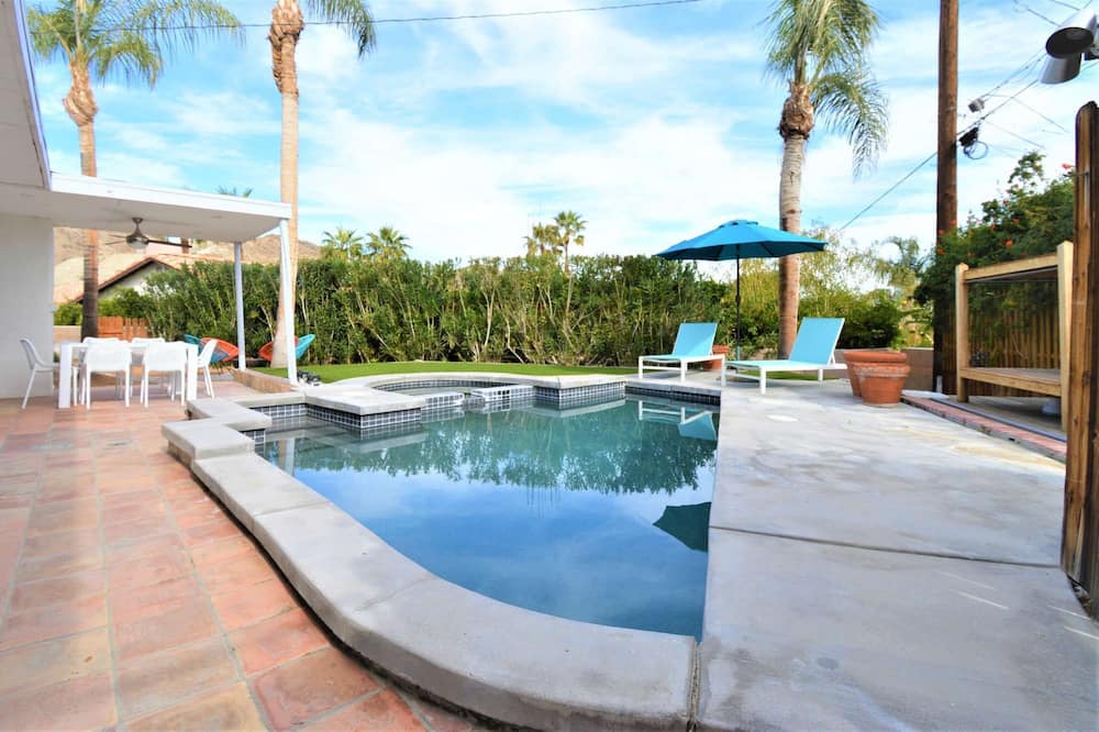 Photo of Outdoor in Cathedral City Cove