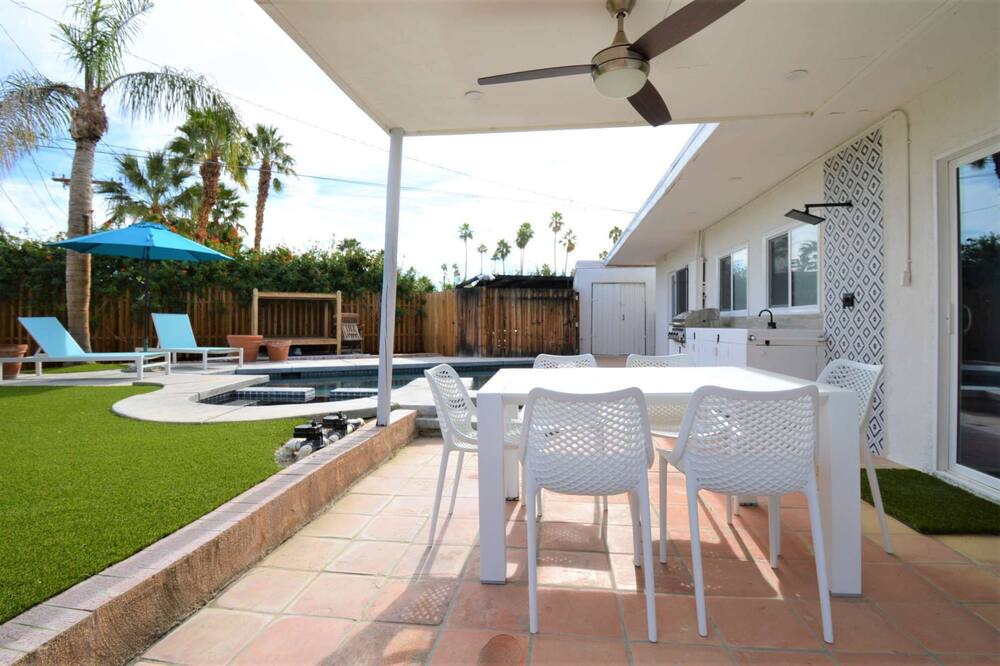 Photo of Patio Balcony in Cathedral City Cove