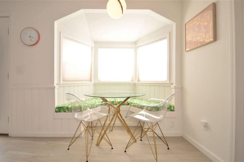 Photo of Bedroom in Cathedral City Cove