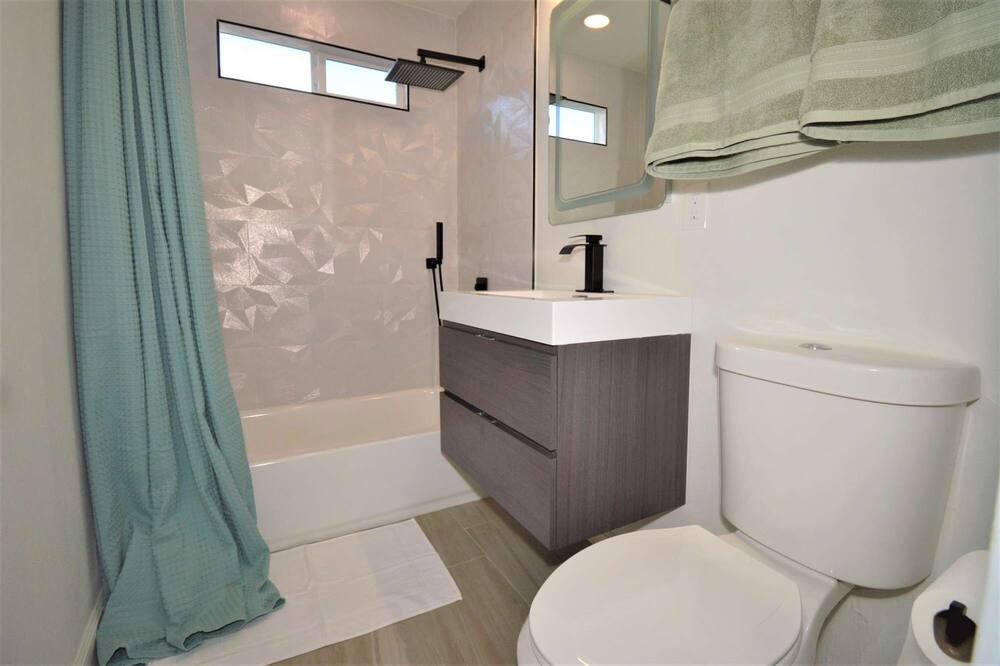 Photo of Bathroom in Cathedral City Cove