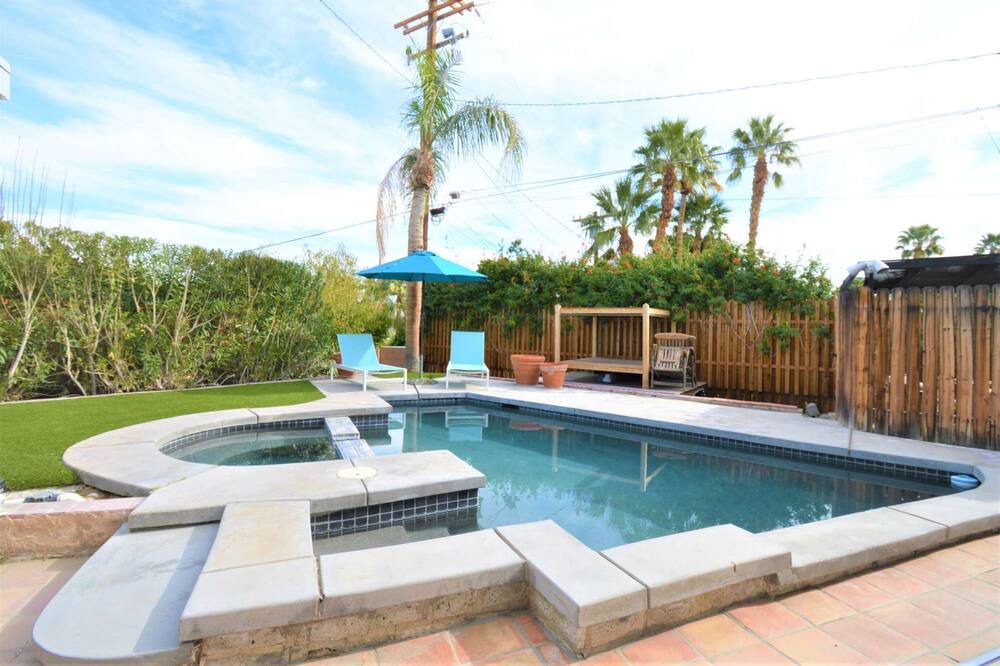 Photo of Outdoor in Cathedral City Cove