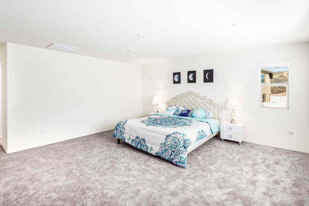 Photo of Bedroom in Jurupa Valley