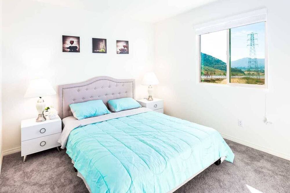 Photo of Bedroom in Jurupa Valley