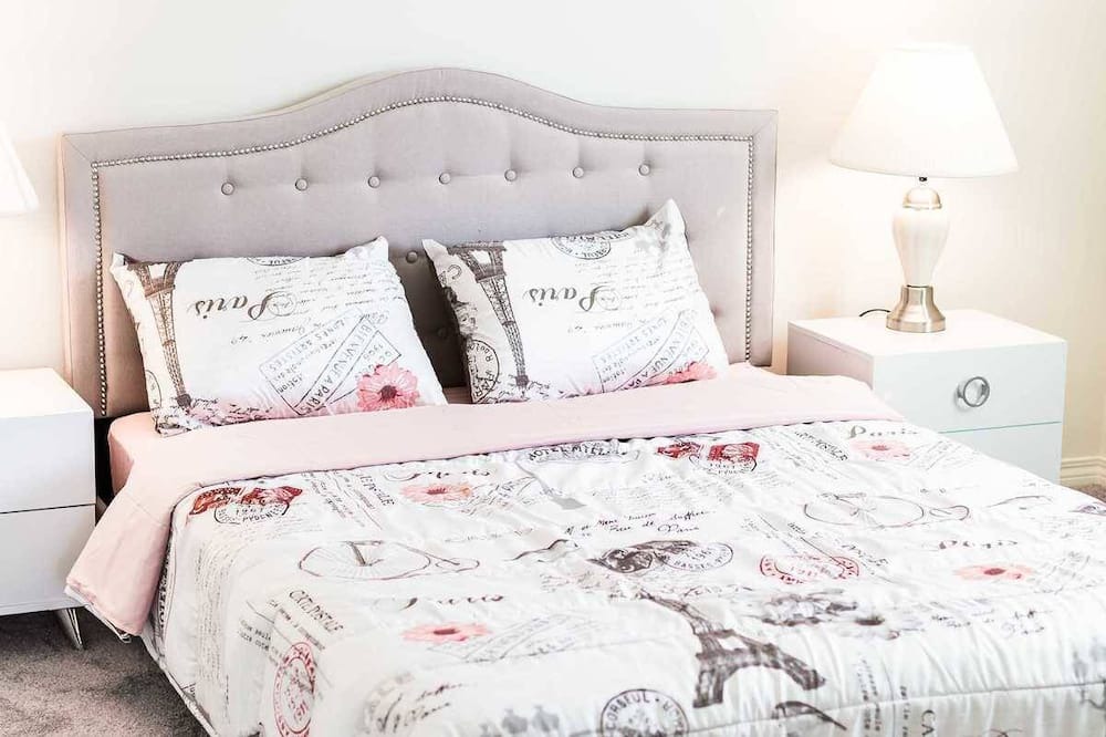 Photo of Bedroom in Jurupa Valley
