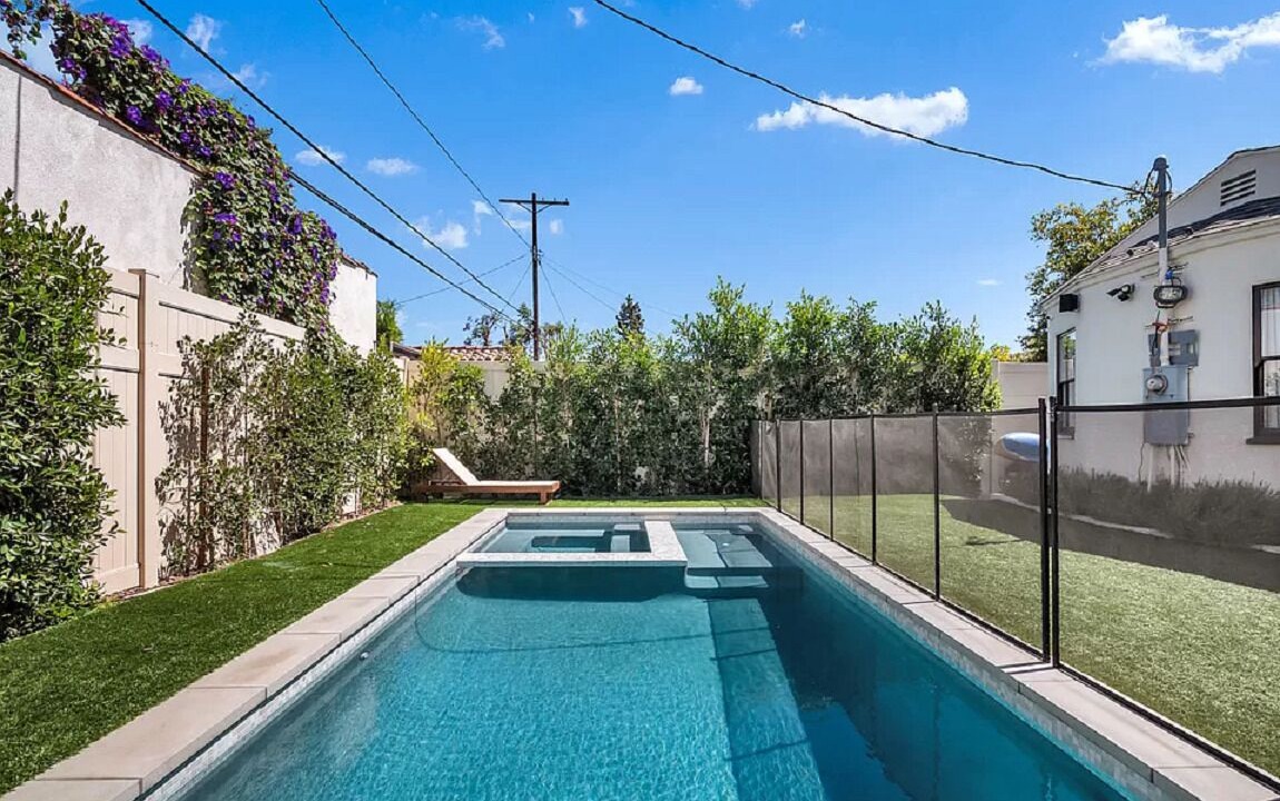 Photo of Outdoor in La Brea