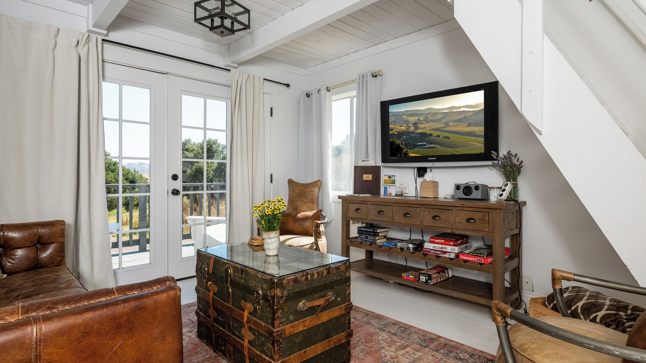 Photo of Livingroom in Lompoc