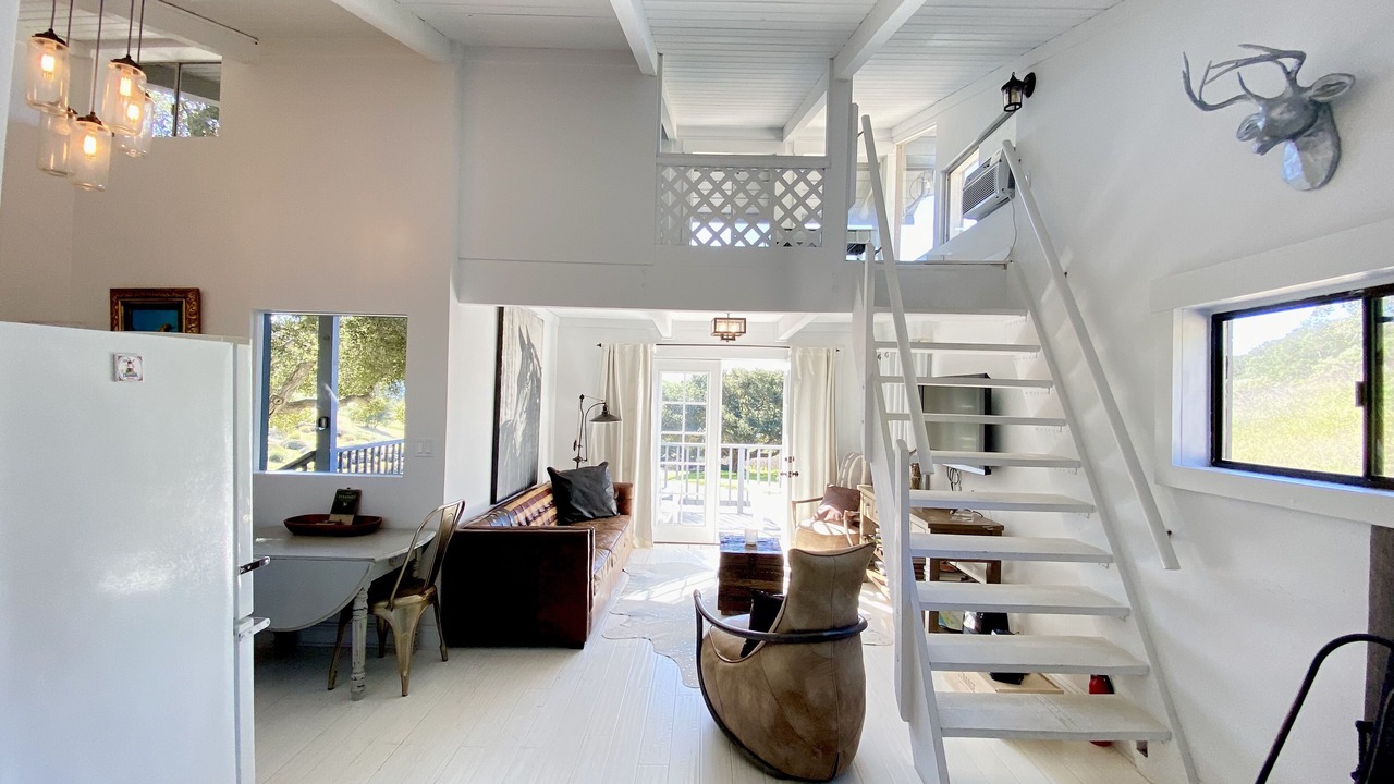 Photo of Livingroom in Lompoc