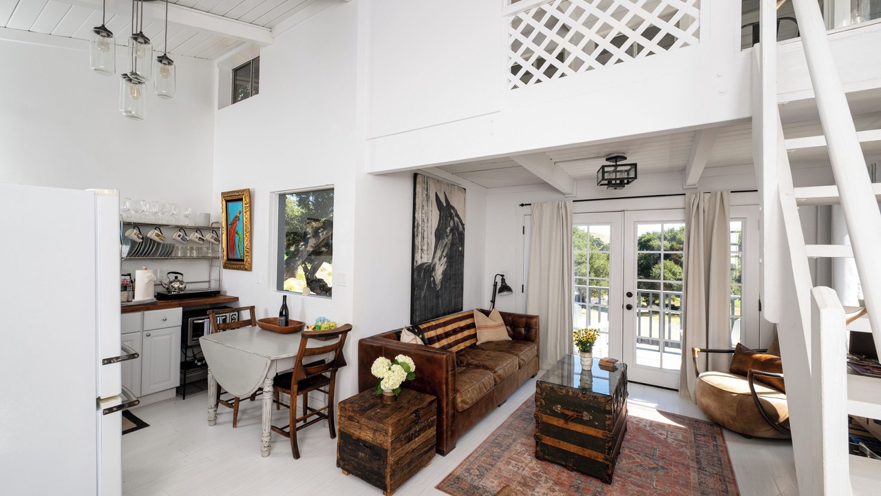 Photo of Livingroom in Lompoc