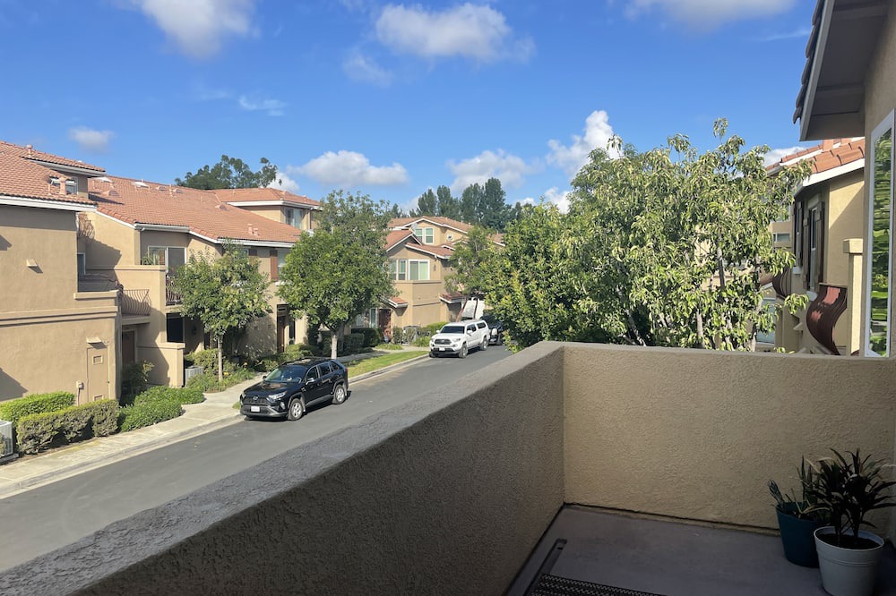 Photo of Patio Balcony in Anaheim Hills