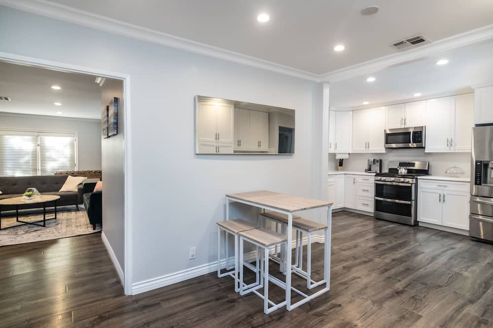 Photo of Kitchen in Reseda