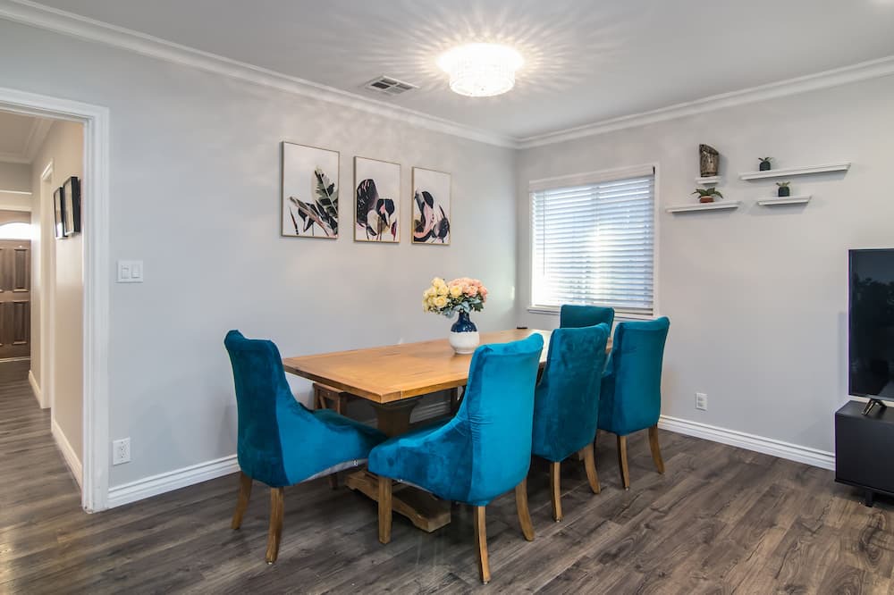 Photo of Kitchen in Reseda