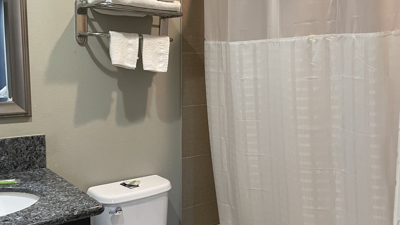 Photo of Bathroom in Hawthorne