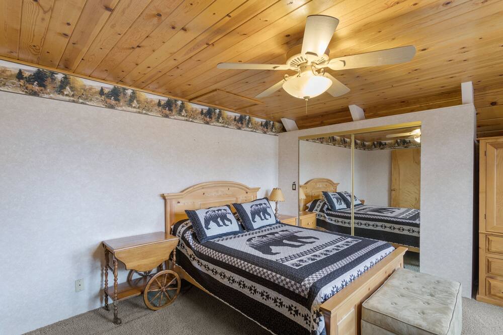 Photo of Bedroom in Woodlands