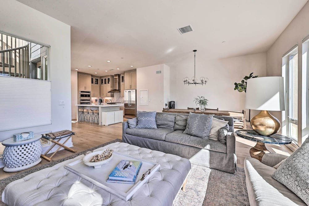 Photo of Bedroom in Del Obispo