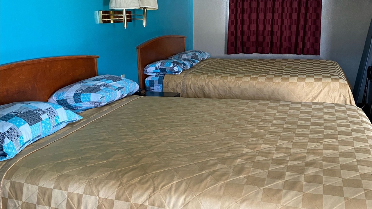 Photo of Bedroom in Lone Pine