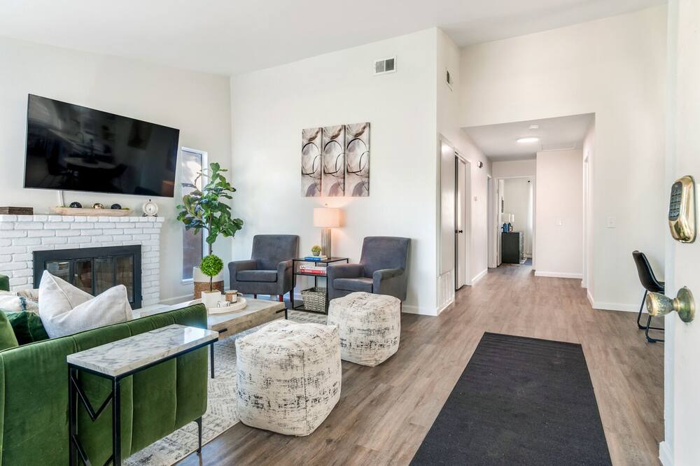 Photo of Livingroom in Riverside