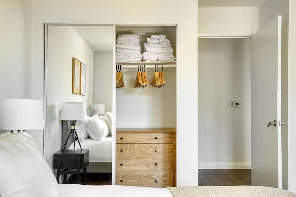 Photo of Bedroom in Los Feliz