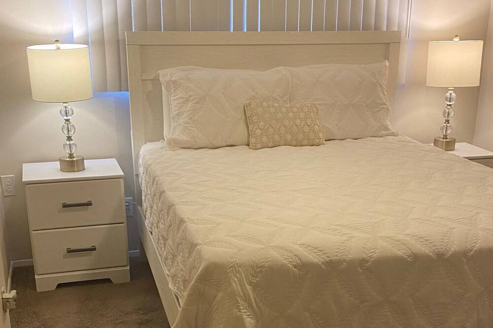 Photo of Bedroom in South Gate